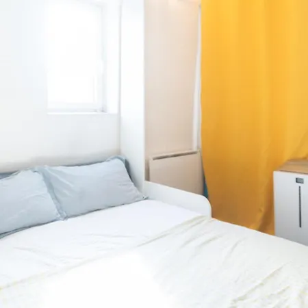 Colored Appt Close To Montmartre Appartamento *